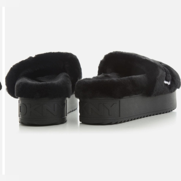 DKNY Sandals for women - Picture 9 of 12